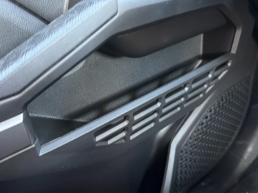 2026 Toyota Tacoma SR5 - Photo 15