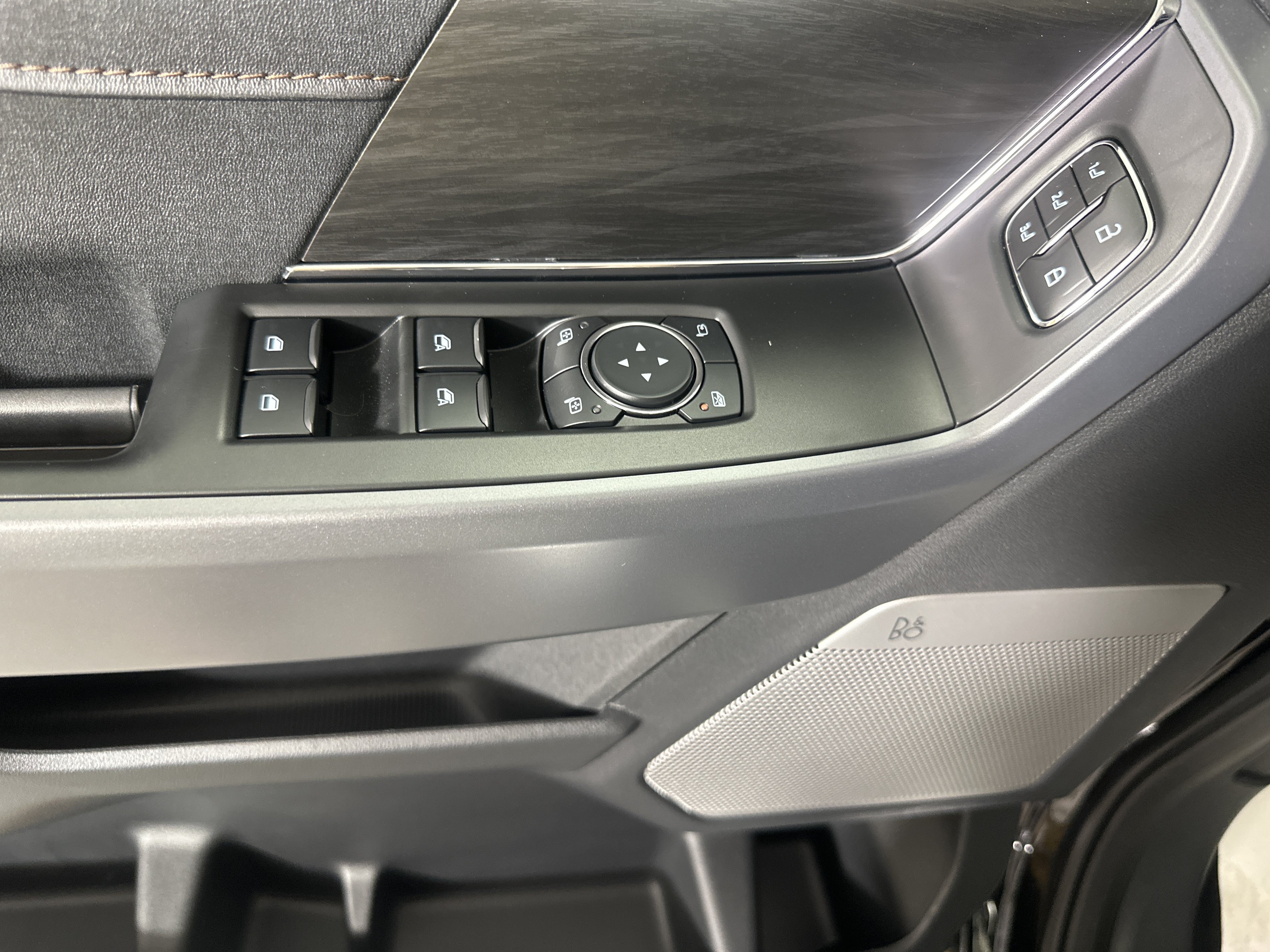New 2026 AGATE BLACK MET Ford LARIAT image 11