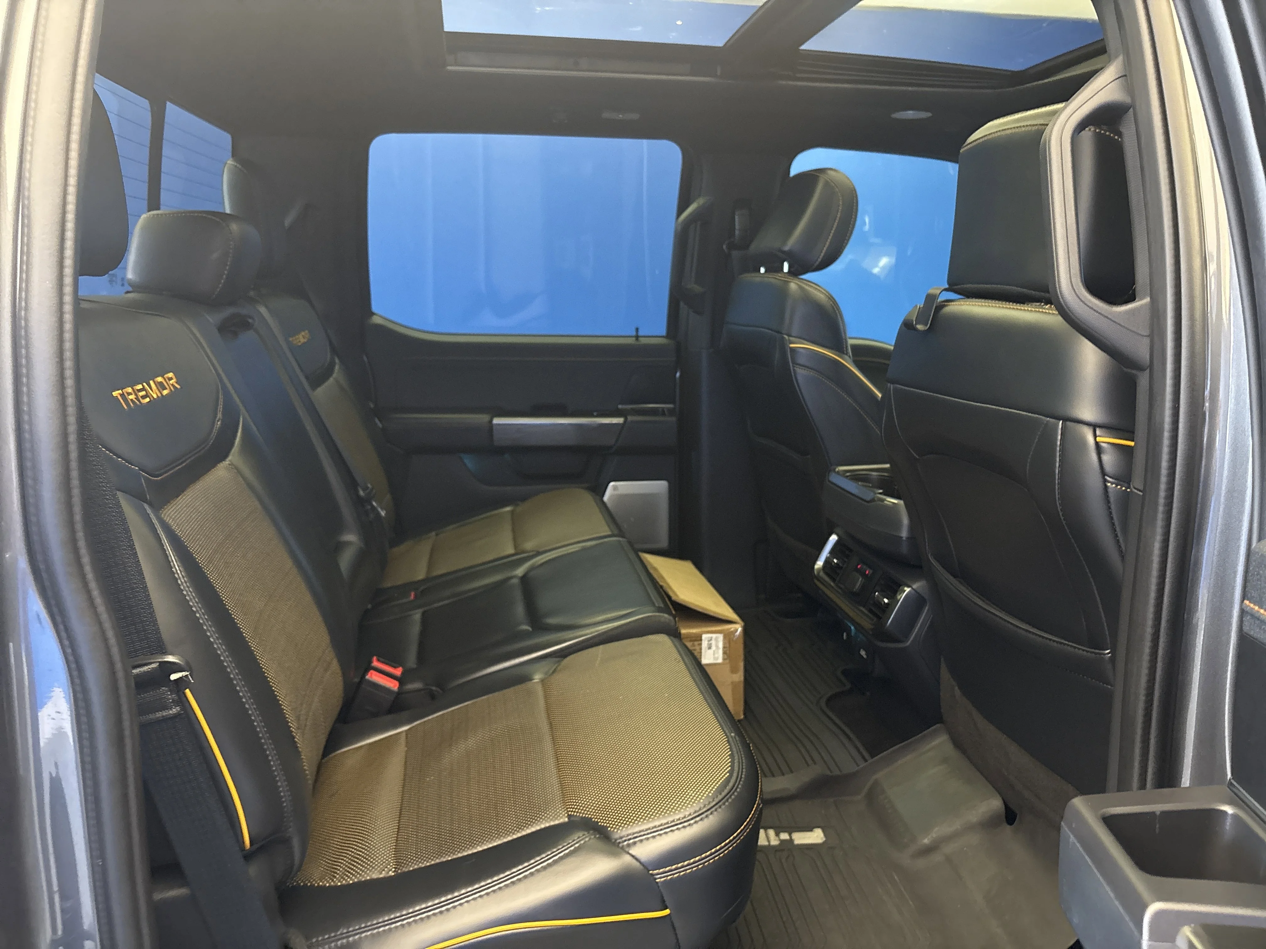 Used 2023 Carbonized Gray Metallic Ford XL image 27