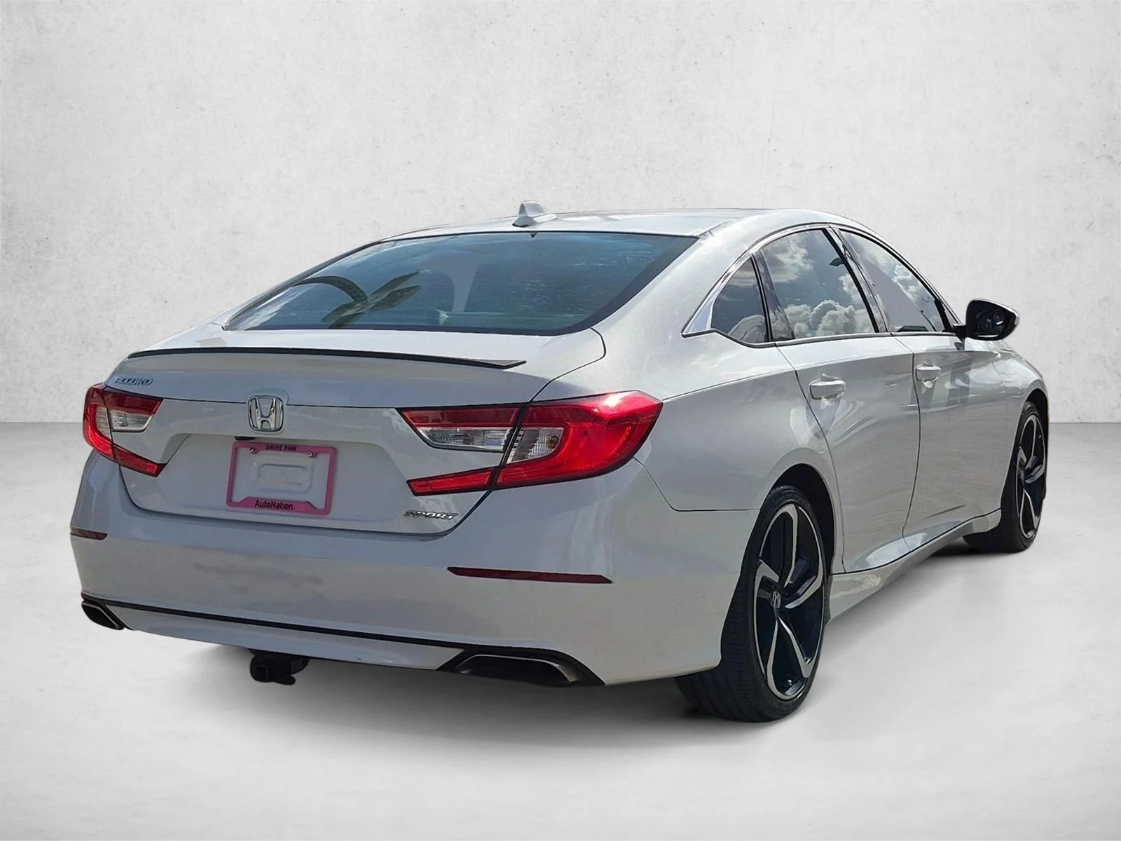 Used 2019 Platinum White Pearl Honda Sport 1.5T image 5