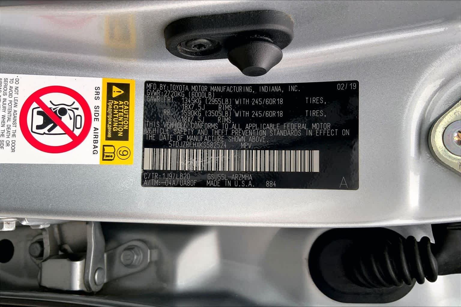 Used 2019 Celestial Silver Metallic Toyota XLE image 29