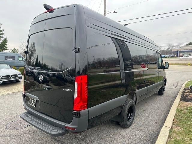 New 2026 Jet Black Mercedes-Benz 4500 image 42
