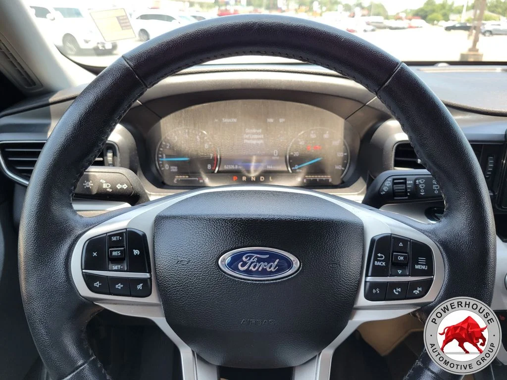 Used 2023 Silver Ford XLT image 32