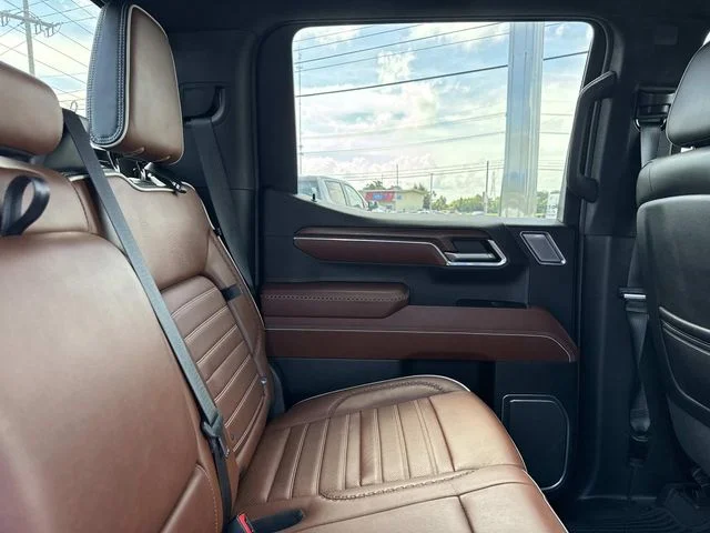 Used 2023 White GMC Denali Ultimate image 16