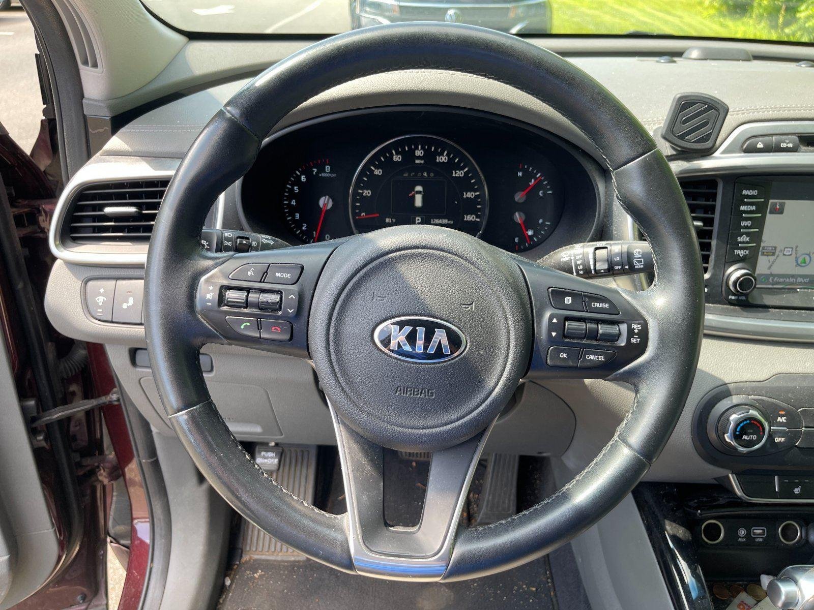 Used 2017 Sangria Kia SX V6 image 18