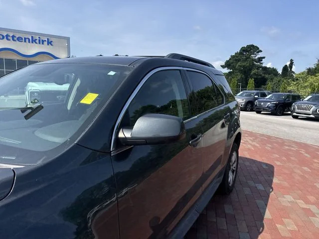 Used 2017 Gray Chevrolet LT image 5