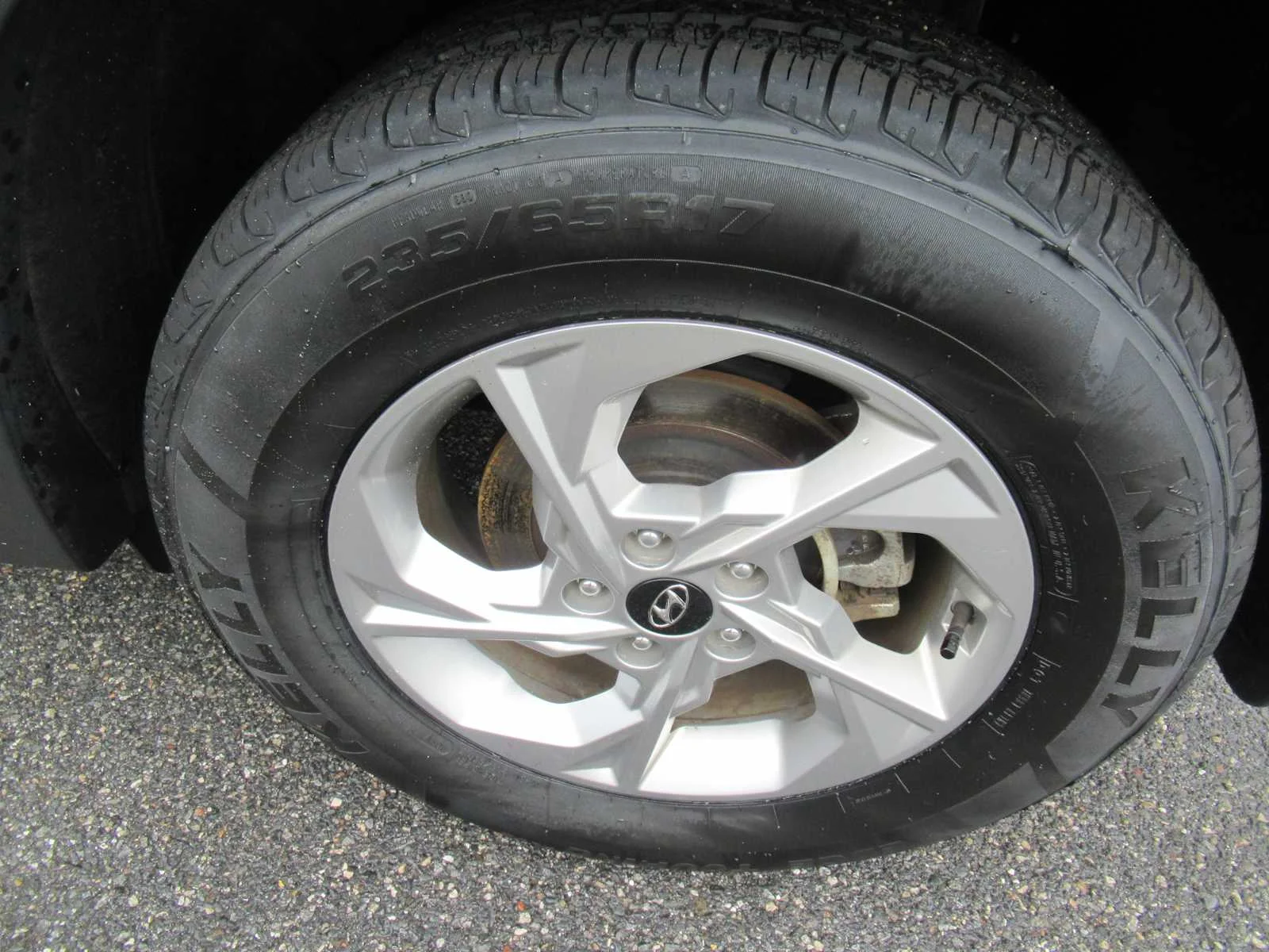 Used 2022 Quartz White Hyundai SEL image 9