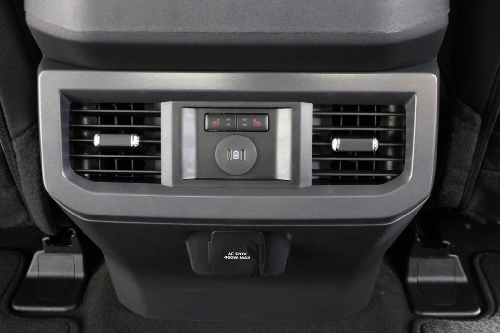 New 2026 Carbonized Gray Metallic Ford Lariat image 15