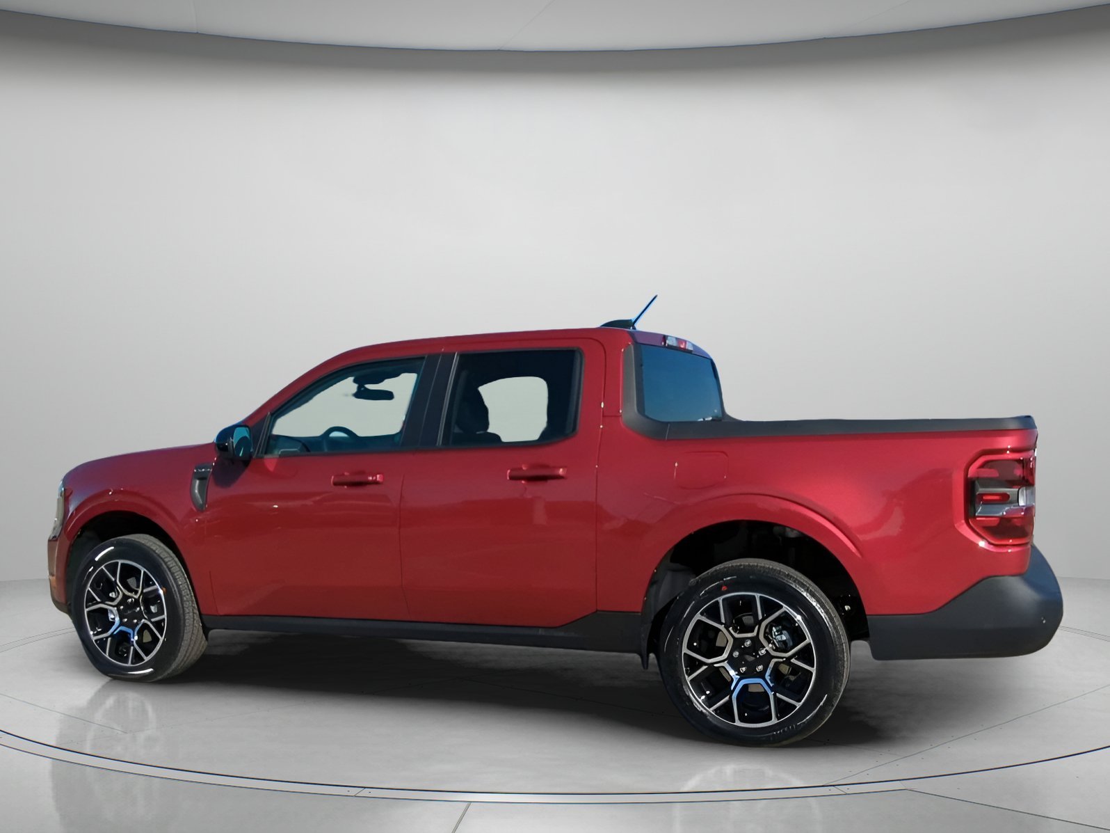 New 2026 Ruby Red Metallic Tinted Clearcoat Ford Lariat® image 15