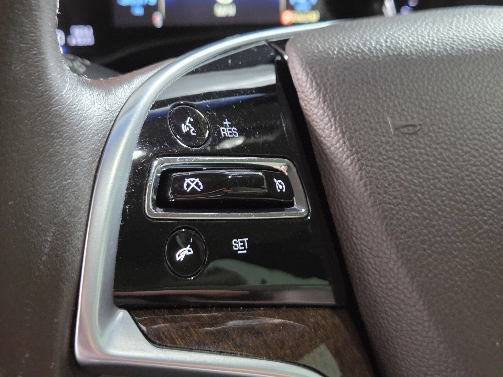 Used 2016 CRYSTAL WHITE TRICOAT Cadillac STD image 20