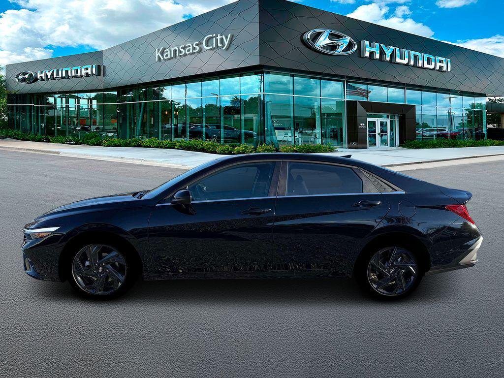 New 2026 Abyss Black Hyundai SEL Sport image 3