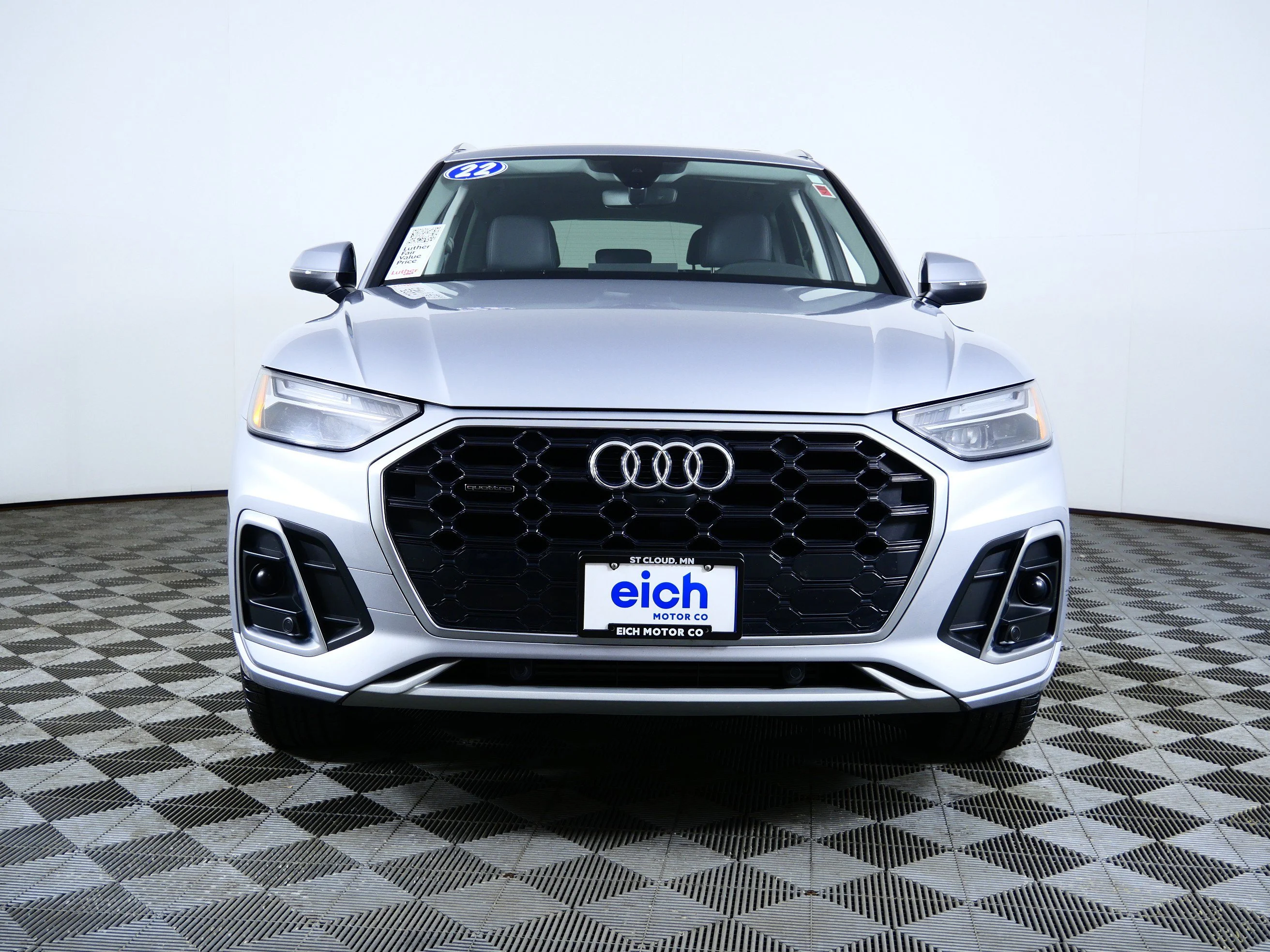 Used 2022 Audi Q5 Premium Plus with VIN WA1EAAFY6N2125712 for sale in St. Cloud, Minnesota