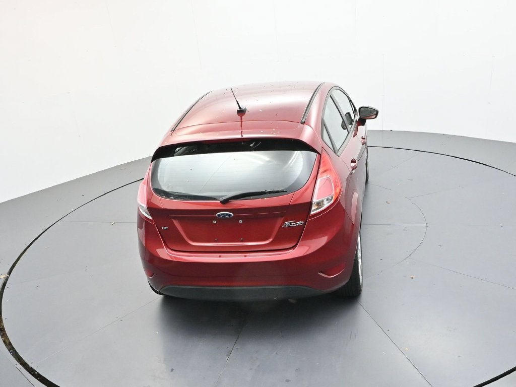 Used 2015 Red Ford SE image 21
