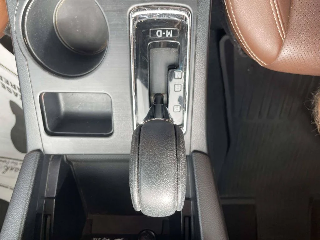 Used 2019 White Subaru 3.6R image 17