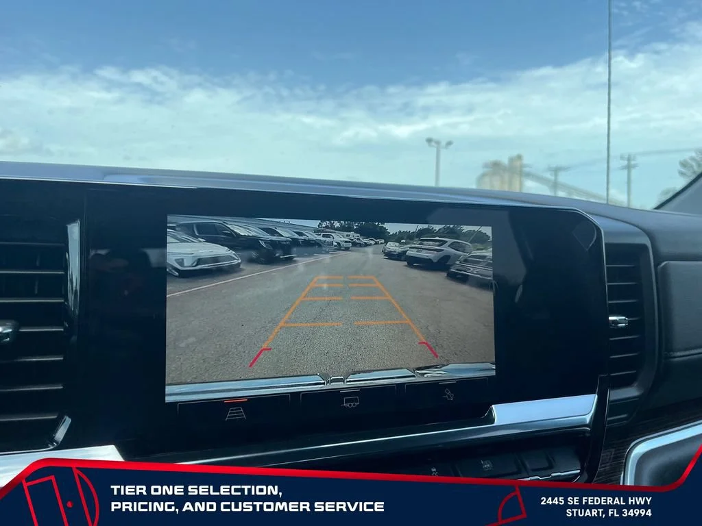 New 2026 Summit White GMC Elevation image 31