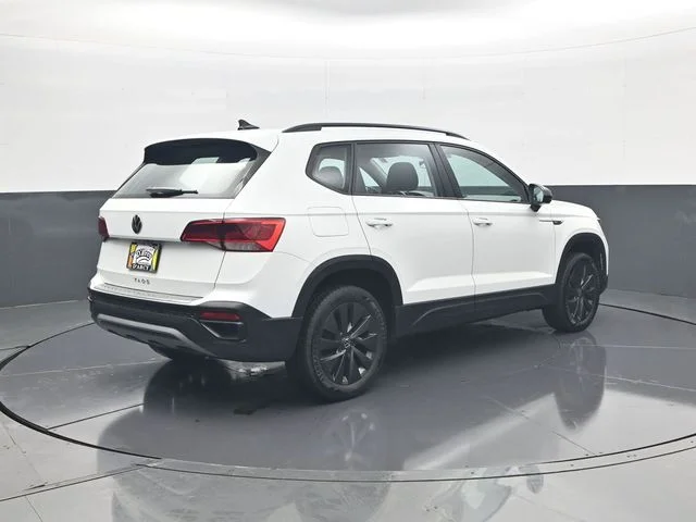Certified Used 2023 White Volkswagen 1.5T S image 5