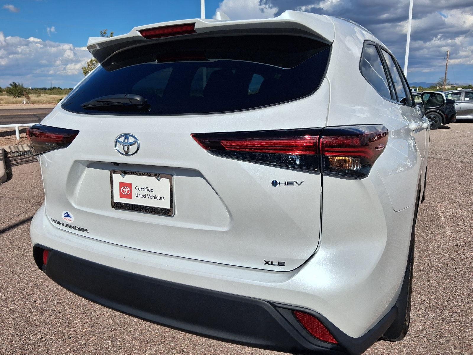 Certified Used 2026 Wind Chill Pearl Toyota XLE image 15