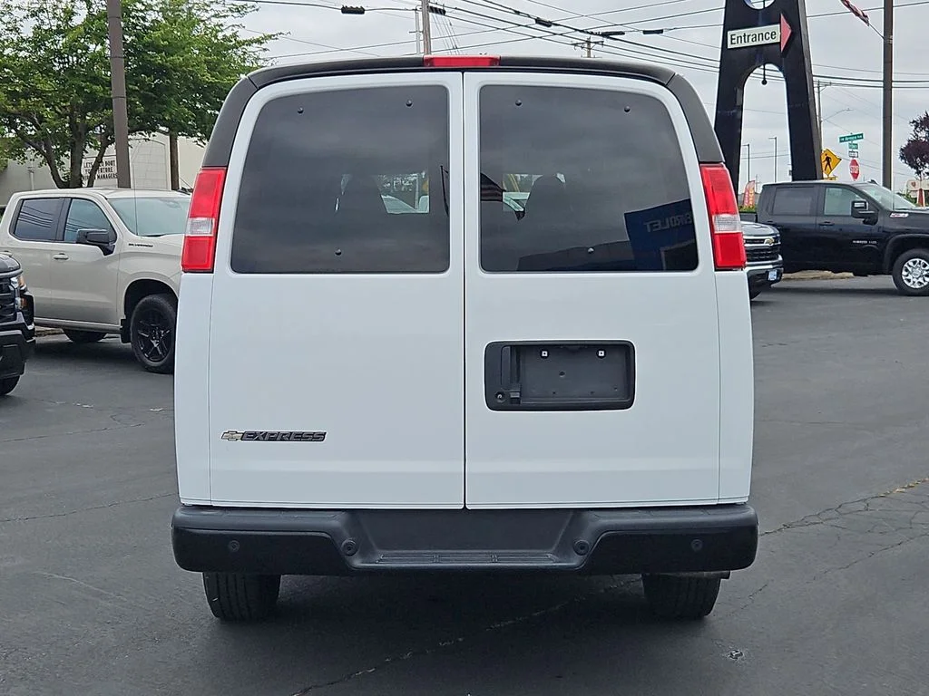 Used 2023 Summit White Chevrolet LS image 5