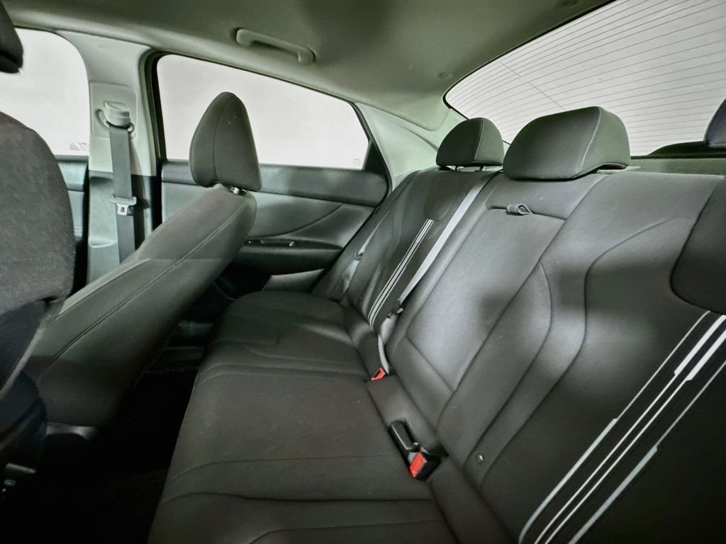 Used 2024 Ecotronic Gray Hyundai SEL image 31
