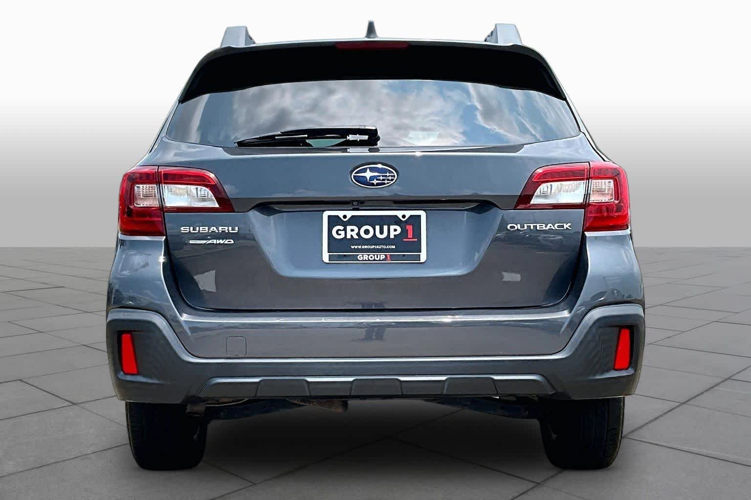Used 2018 Magnetite Gray Metallic Subaru Premium image 5