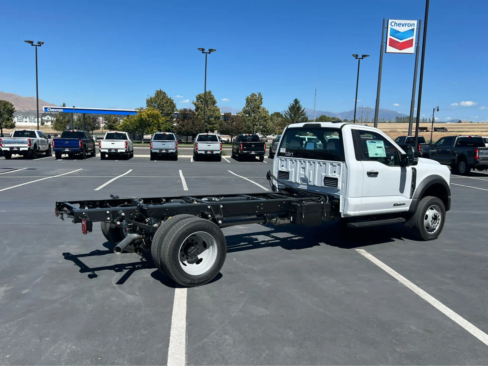 New 2026 Oxford White Ford F-550® XL image 12