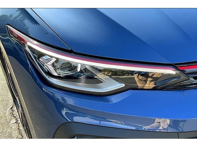 New 2026 Slate Blue Metallic Volkswagen 2.0T SE image 32