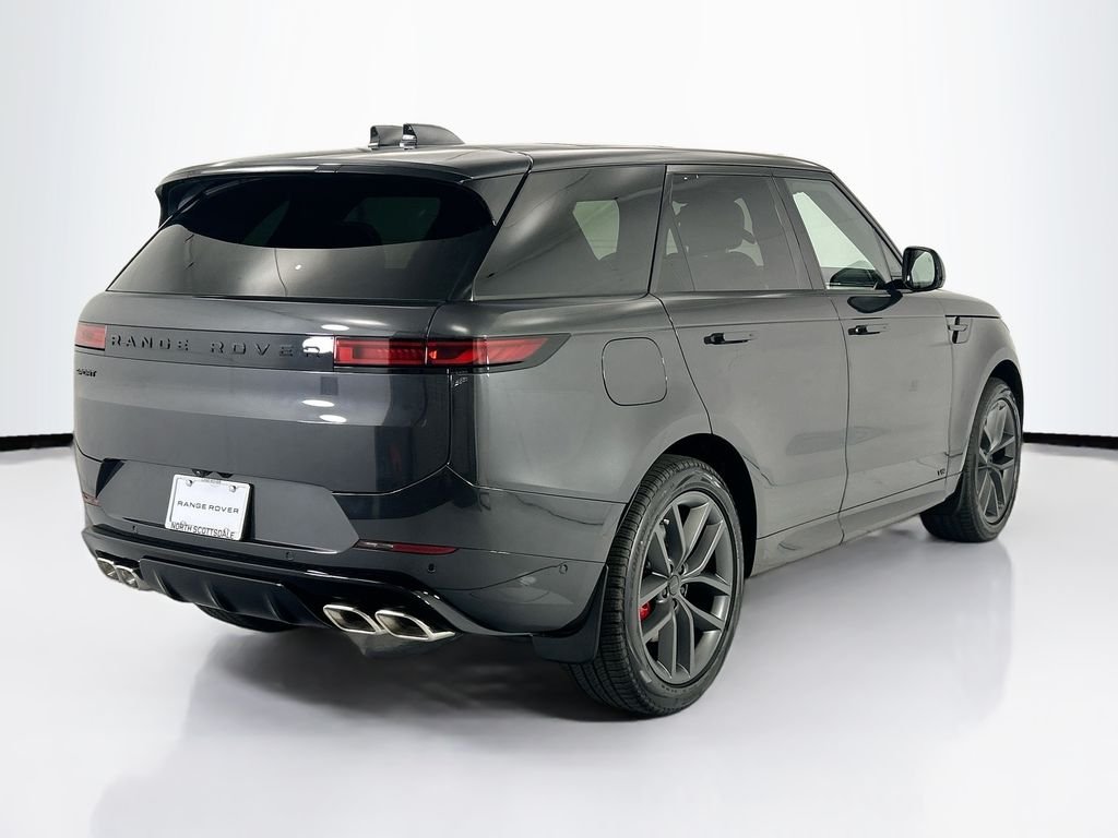 New 2026 Carpathian Grey Land Rover Dynamic SE image 5
