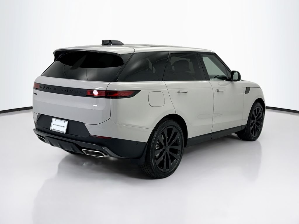 New 2026 Borasco Grey Land Rover SE image 5
