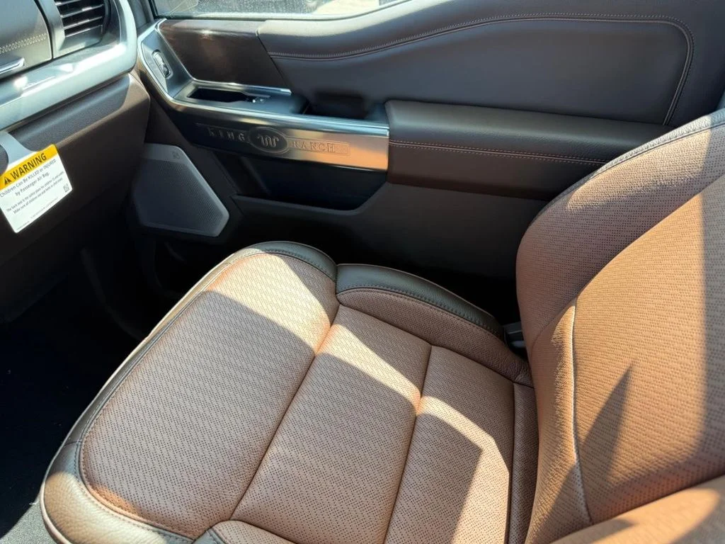 New 2026 Star White Metallic Tri-Coat Ford F-350® King Ranch® image 19