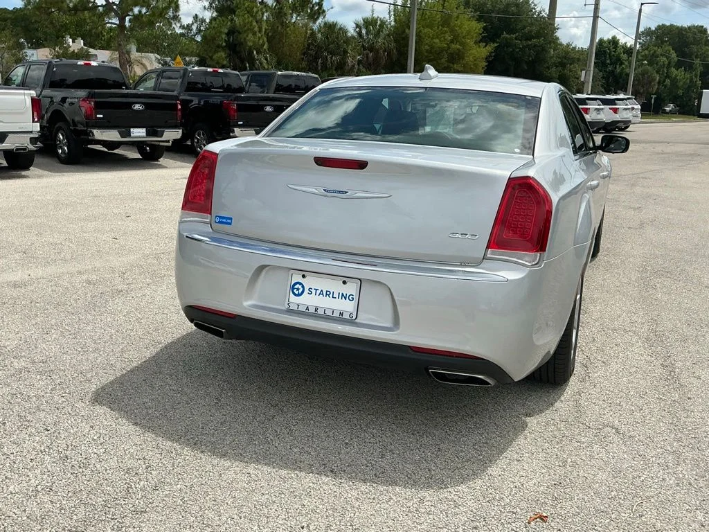 Used 2023 Silver Chrysler Touring image 11