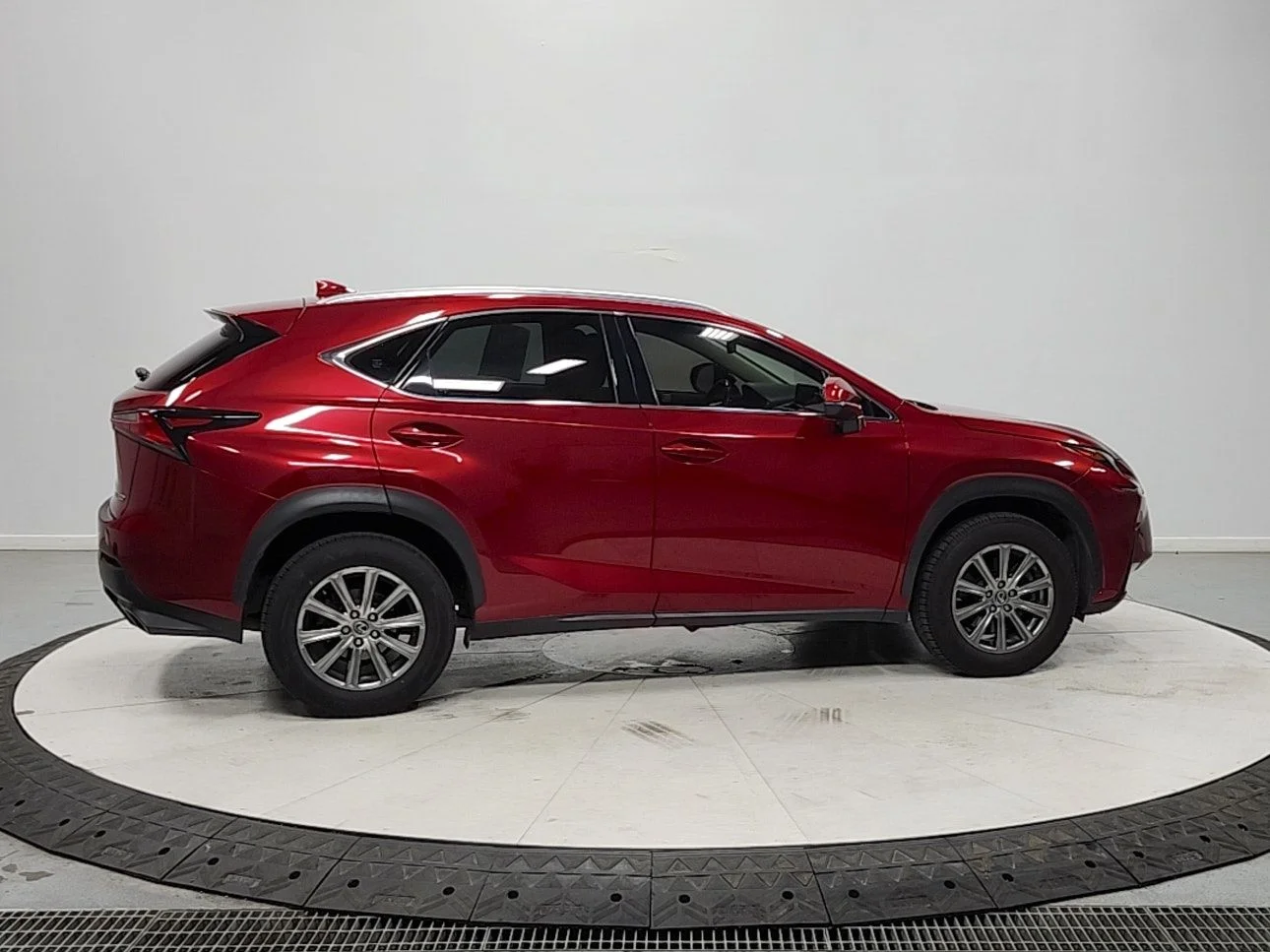 Used 2018 Red Lexus 300 Base image 8