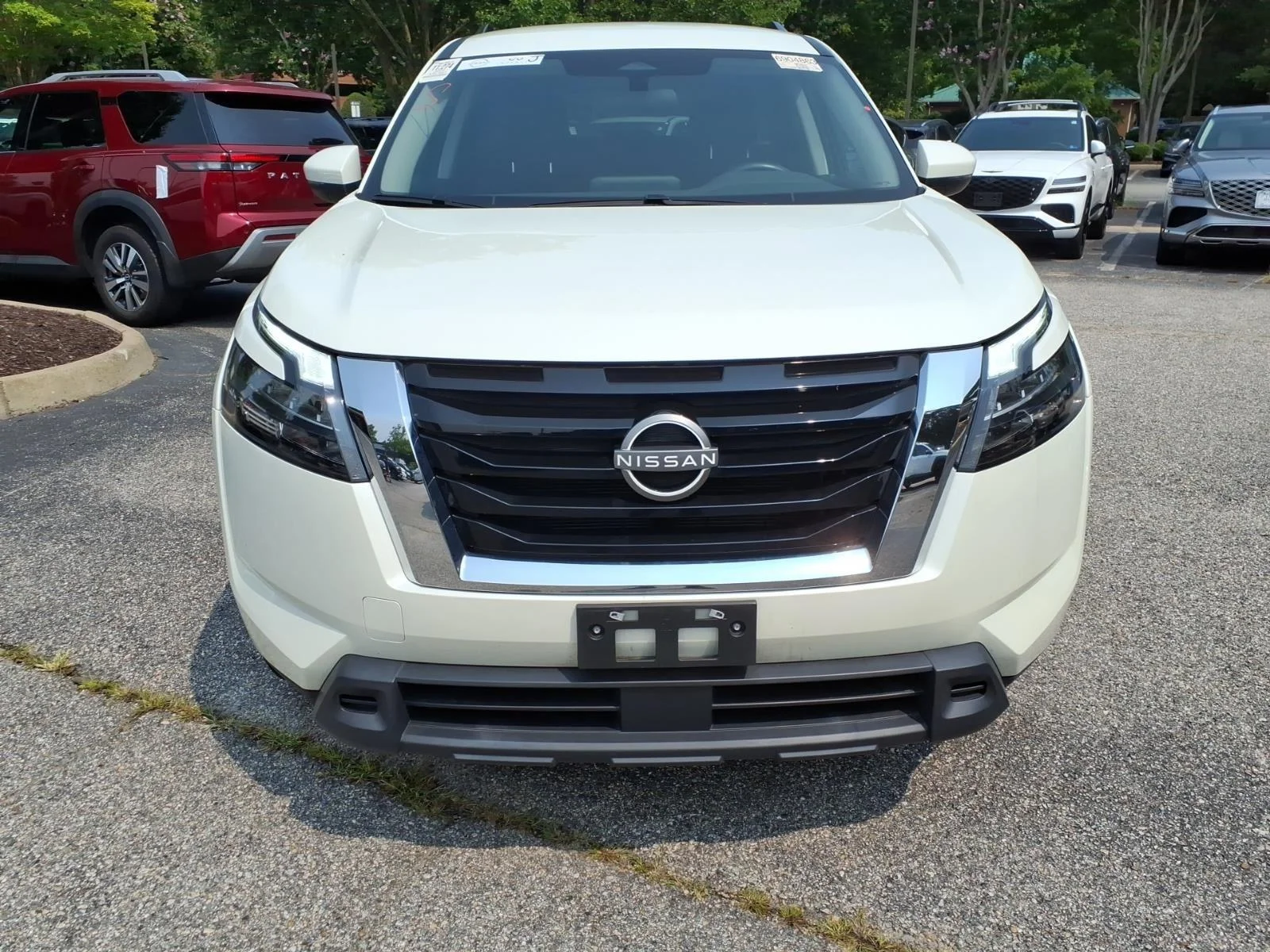 Used 2024 Pearl White Tricoat Nissan SV image 2