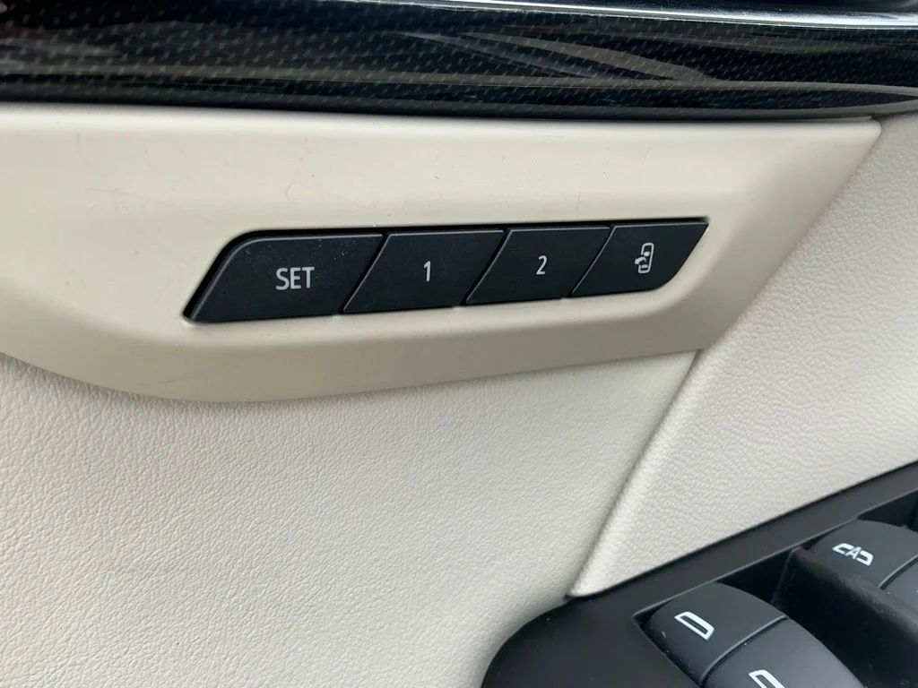 Used 2022 Gray Buick Essence image 41