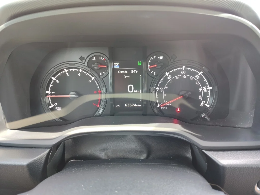 Used 2022 White Toyota SR5 Premium image 17