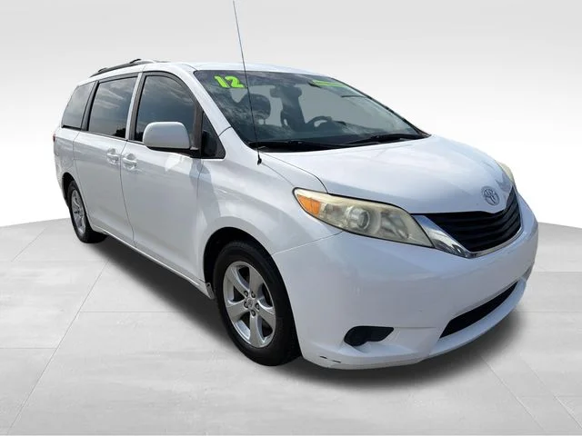 2012 Toyota Sienna LE