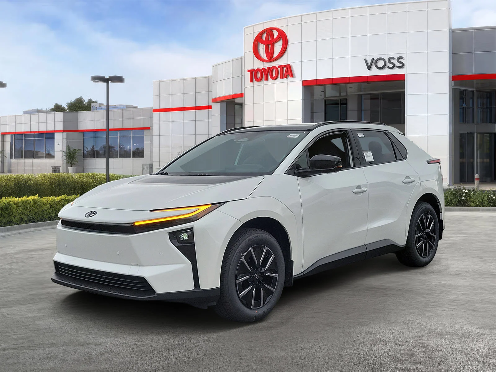 New 2026 Wind Chill Pearl Toyota XLE Plus image 2
