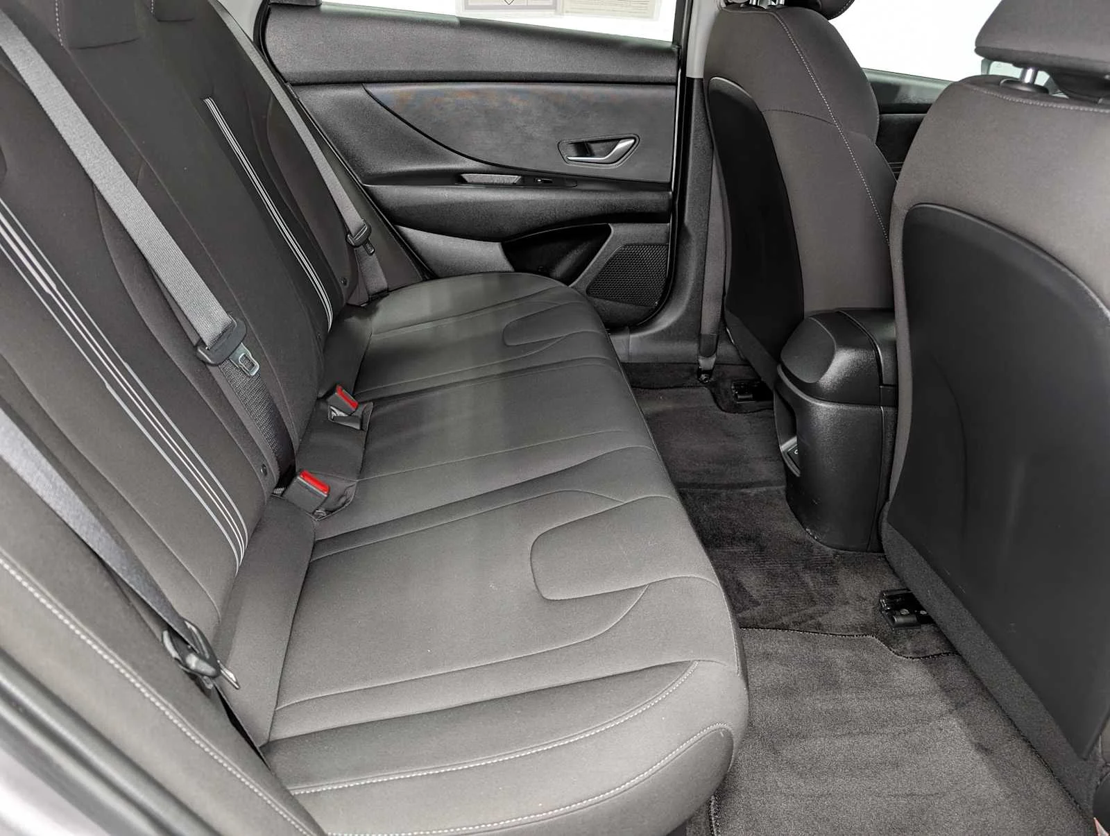 Used 2025 Fluid Metal Hyundai Blue image 37
