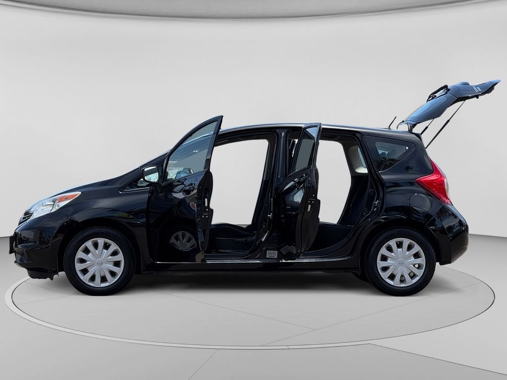 Used 2016 Super Black Nissan SV image 28