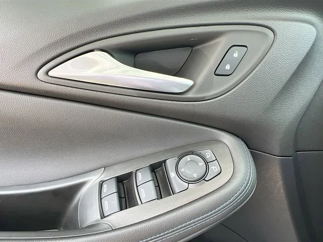 2026 Buick Encore GX Sport Touring - Photo 13