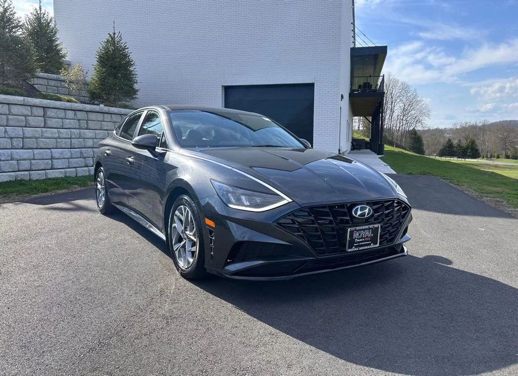 2021 Hyundai Sonata SEL's photo