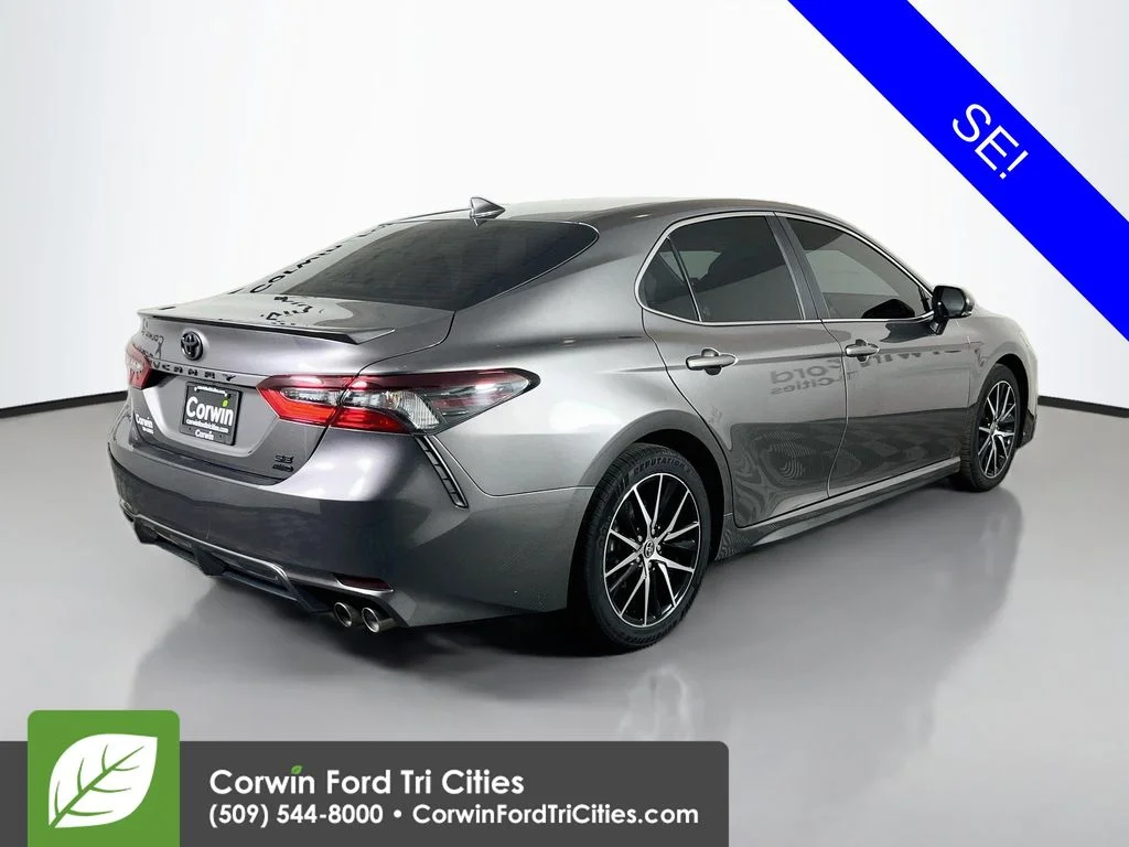 Used 2023 Predawn Gray Mica Toyota SE image 15