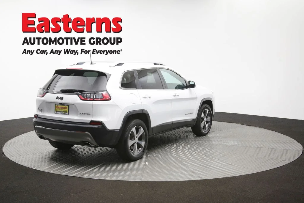 Used 2019 White Jeep Limited image 41