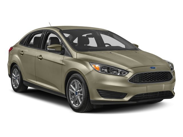 Used 2017 Oxford White Ford SE image 6