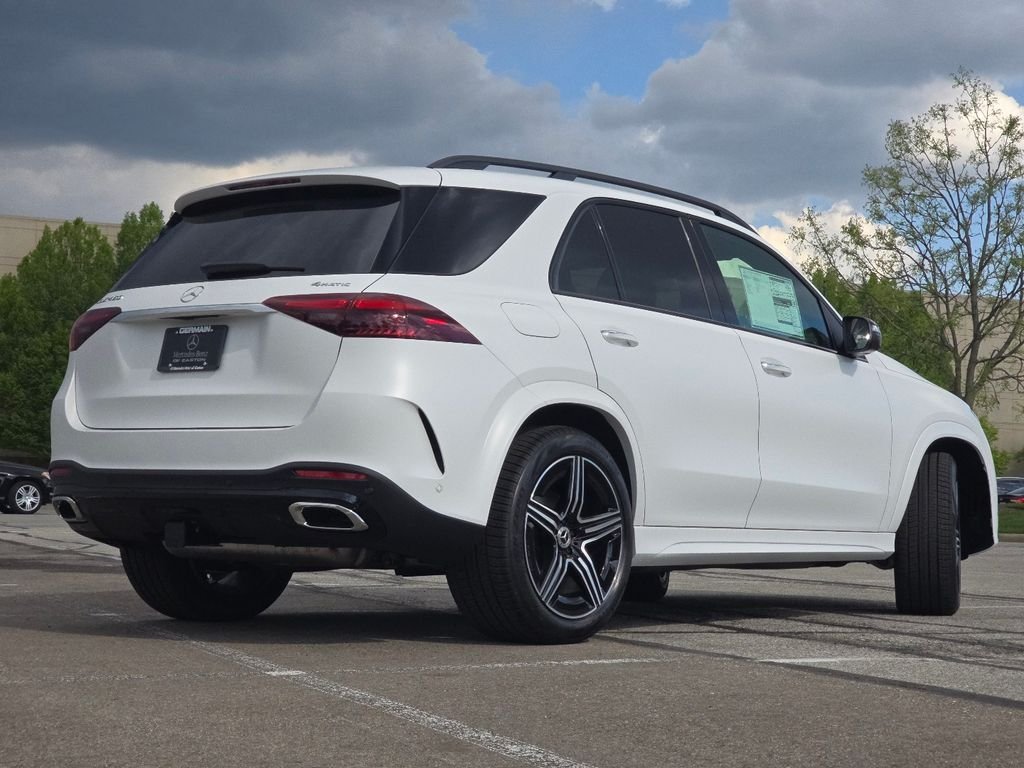 New 2026 MANUFAKTUR Moonlight White Magno Mercedes-Benz GLE 450 image 16