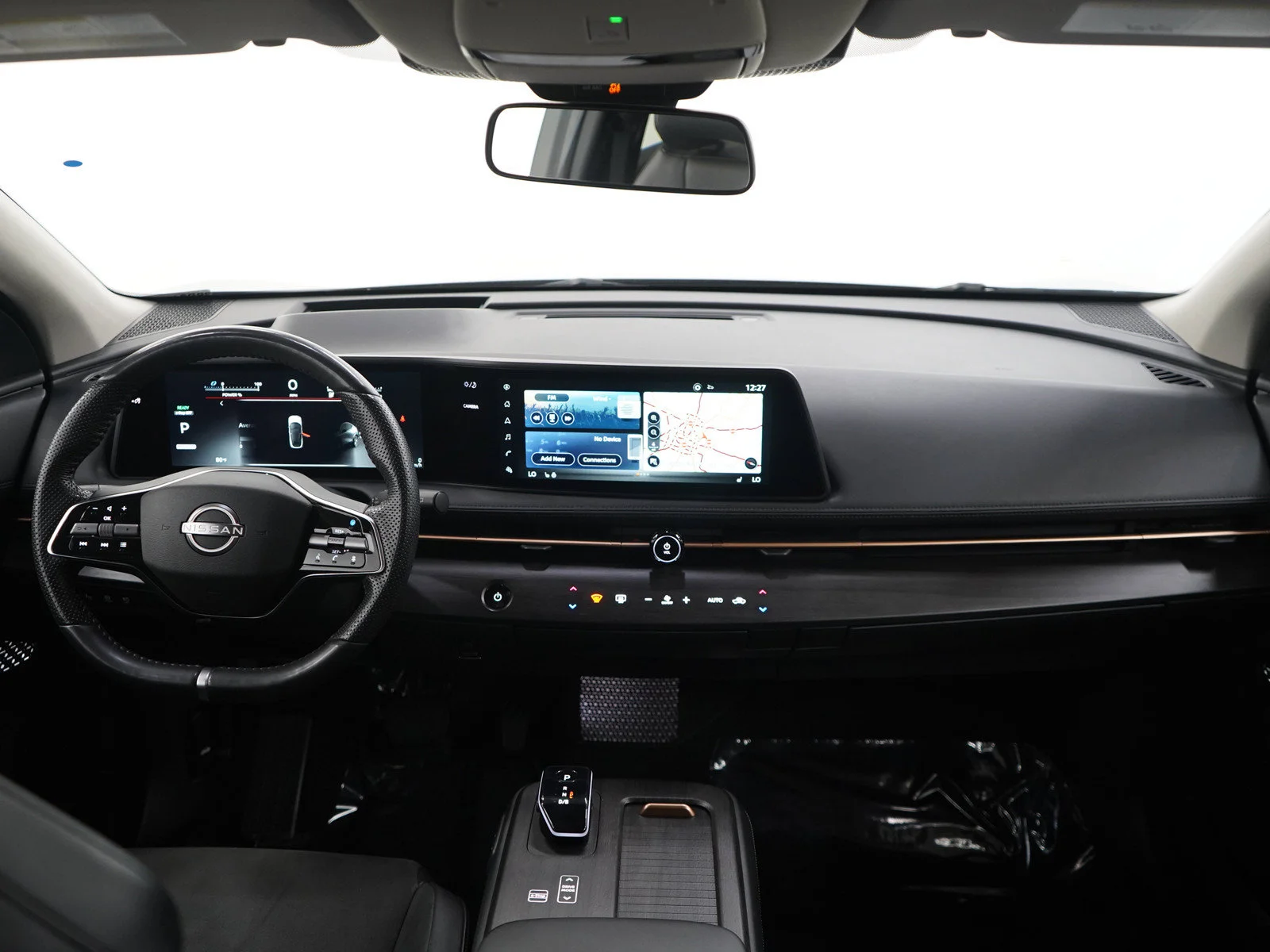 Used 2025 Gun Metallic Nissan ENGAGE image 13