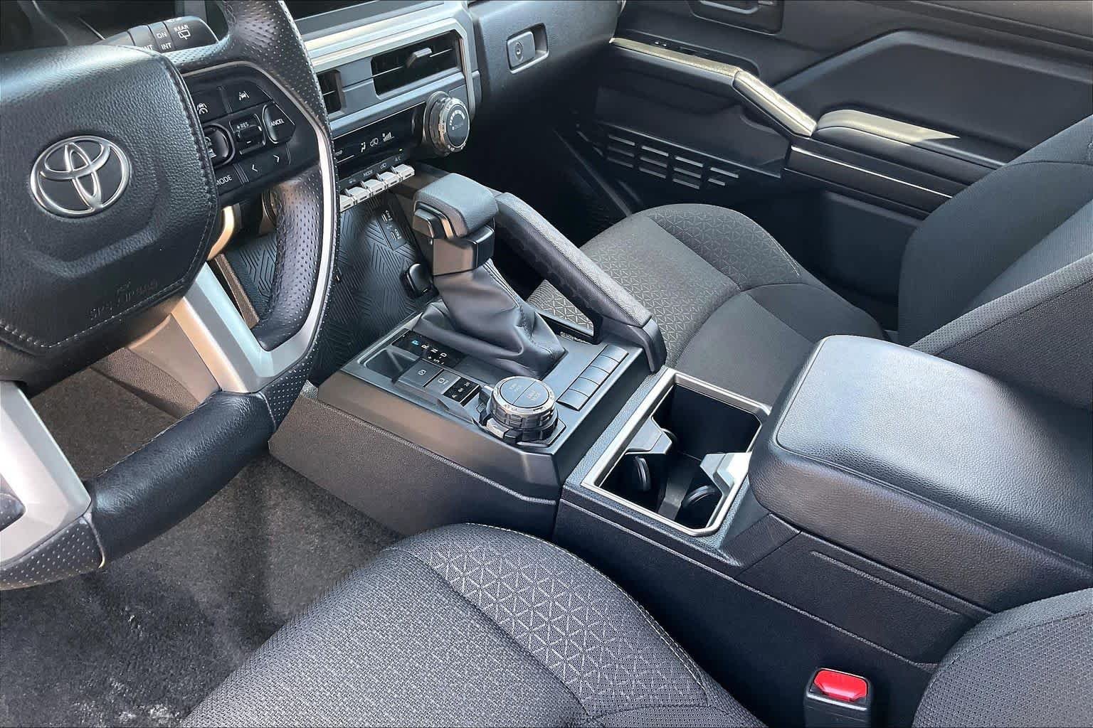 2025 Toyota 4Runner SR5 - Photo 16
