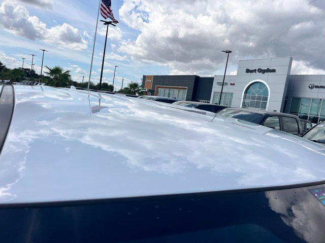 Used 2025 White Honda EX-L image 7