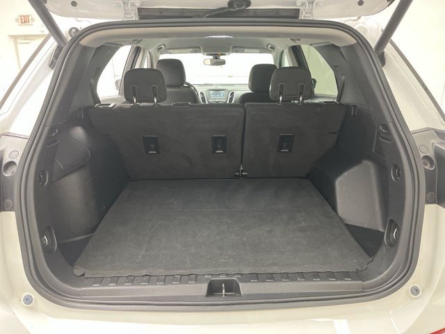 Used 2018 Summit White Chevrolet LT image 26
