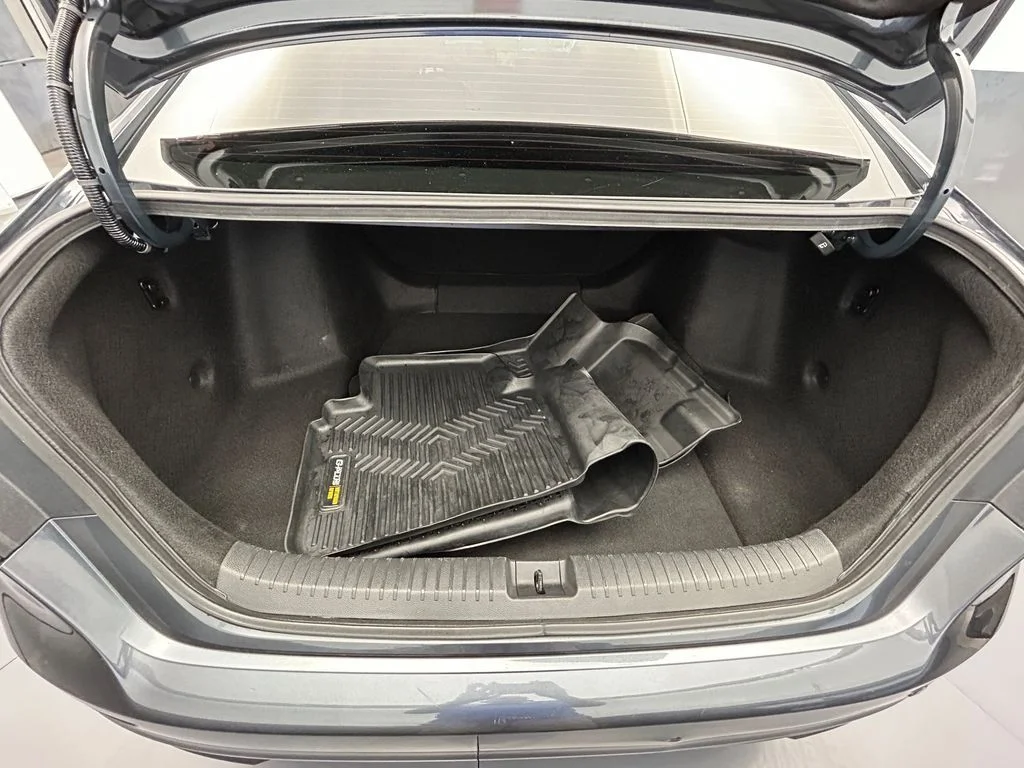 Used 2024 Gray Honda LX image 34