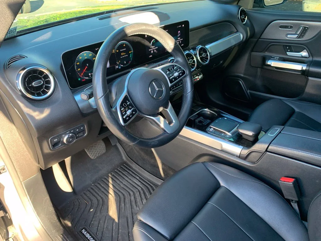 Used 2021 Gray Mercedes-Benz GLB 250 image 10